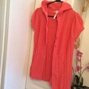 Coral Cap sleeve light sweater